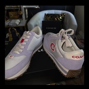 LIKE NEW Coach Runner Sneaker Size 9.5 Womens
